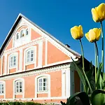 Ruzova U Simanku 아파트 *
